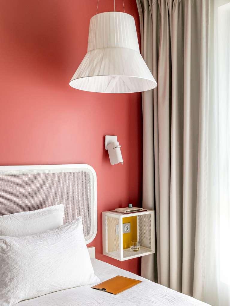 Okko Hotels Paris La Defense 楠泰尔 客房 照片