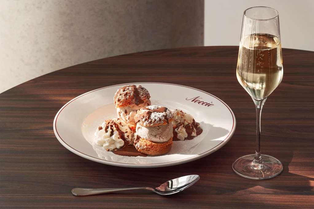 Okko Hotels Paris La Defense 楠泰尔 餐厅 照片