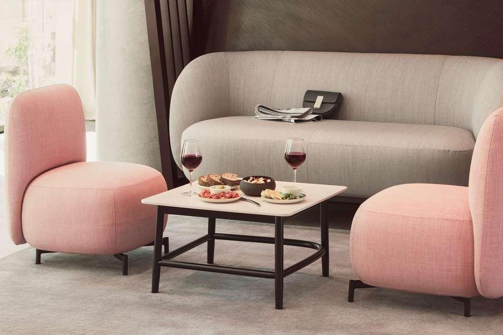 Okko Hotels Paris La Defense 楠泰尔 餐厅 照片
