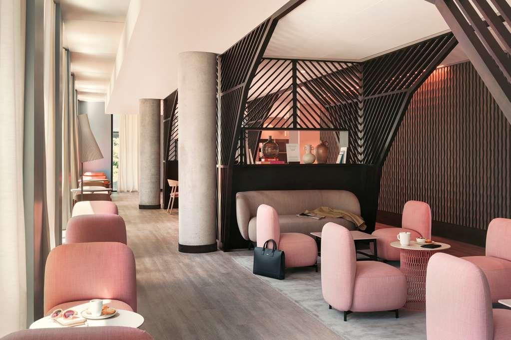 Okko Hotels Paris La Defense 楠泰尔 餐厅 照片