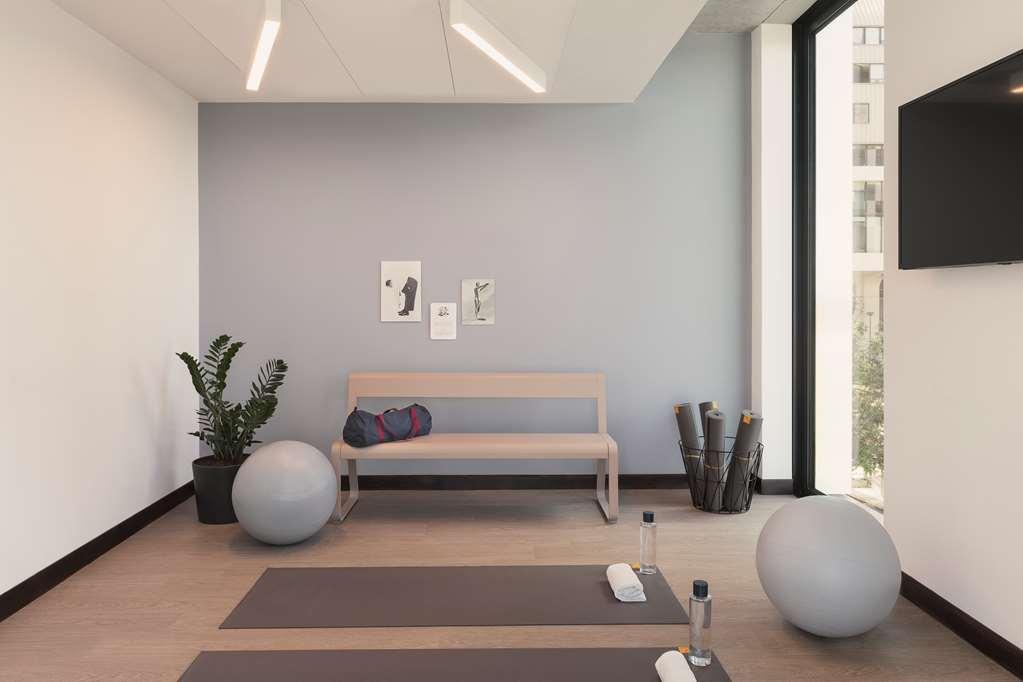 Okko Hotels Paris La Defense 楠泰尔 设施 照片